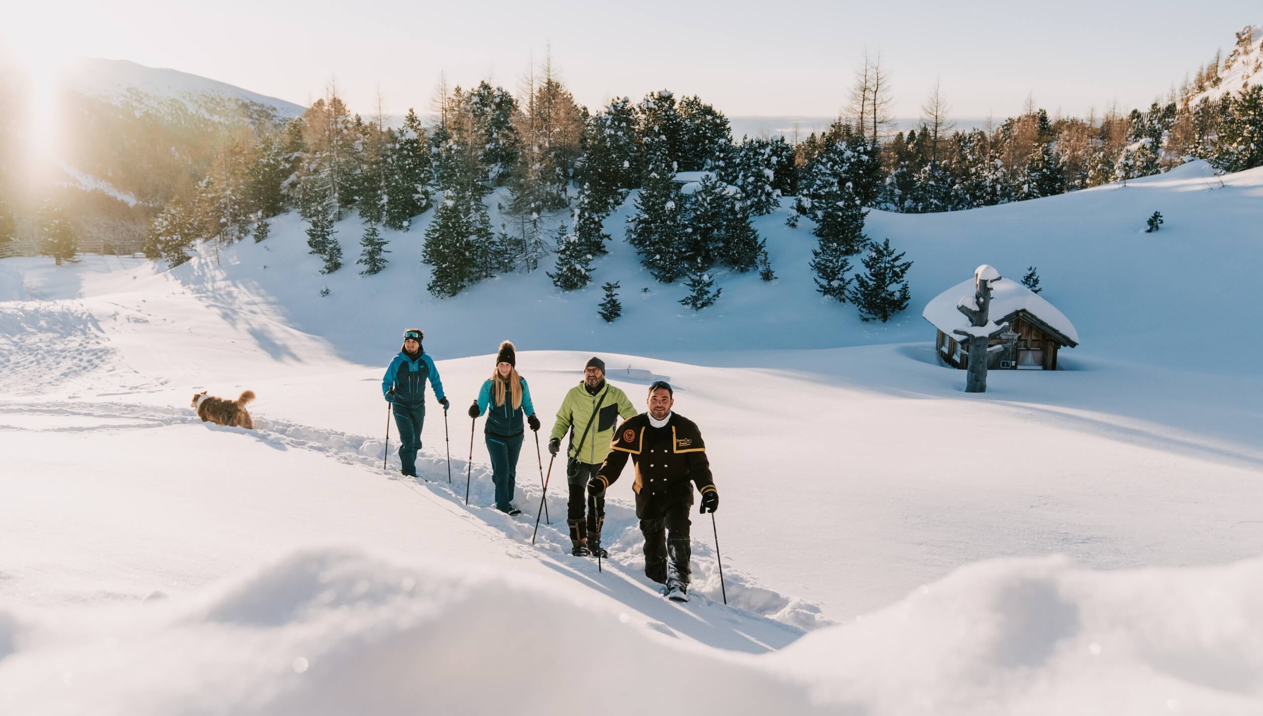Schneeschuhwandern©WEKNOWMEDIA Turracher Hoehe Wandern Familie - Hotel Alpin Peaks